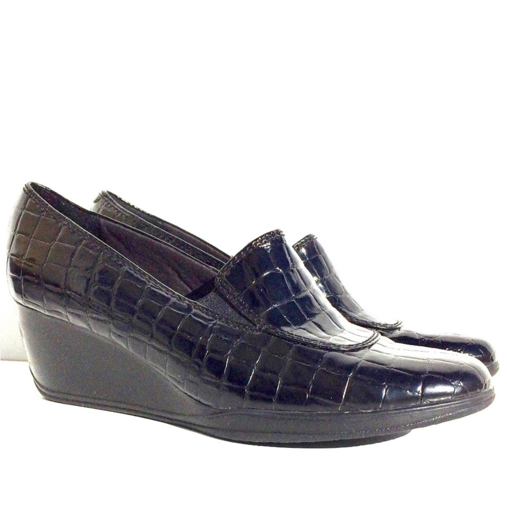 Clarks Bendables Faux Croc Print Slip On Wedge Heel Loafers